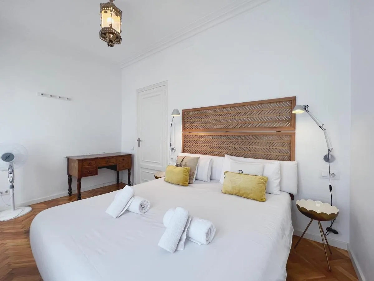Stay U-Nique Apartments Roger Lluria Barcelona 0*,