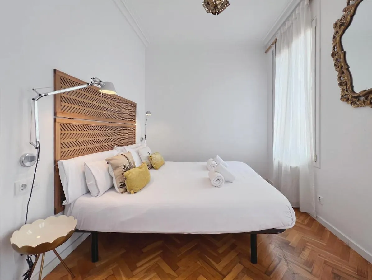 Stay U-Nique Apartments Roger Lluria Barcelona